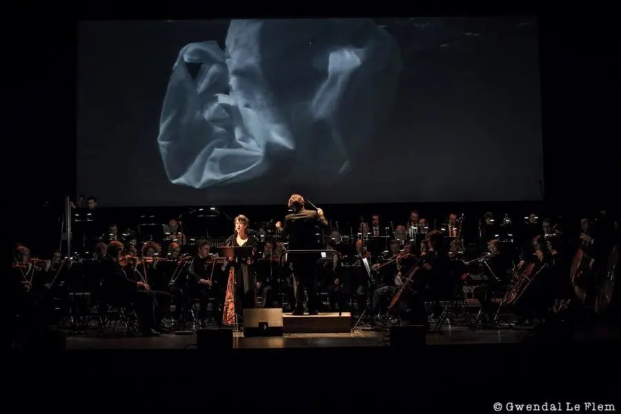 Photo of Jean-Michaël Lavoie on stage